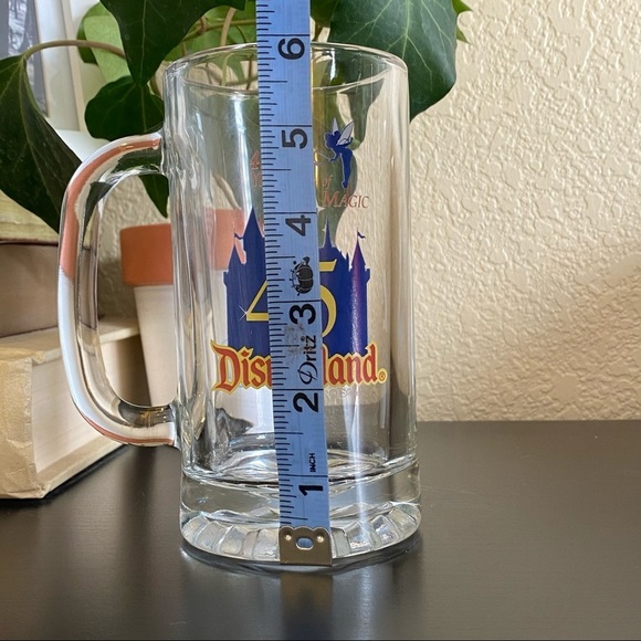 Disneyland 2000 45 year anniversary beer mug - Picture 3 of 4